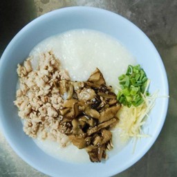 หมูสับ เห็ดหอม