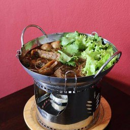 เซตจักรพรรดิเนื้อตุ๋นหม้อไฟ