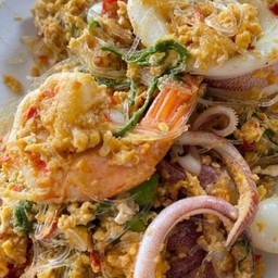 [อร่อยซ่ากับโค้ก] สุกี้ ทะเล แห้ง +  โค้ก ออริจินัล (ขวด)