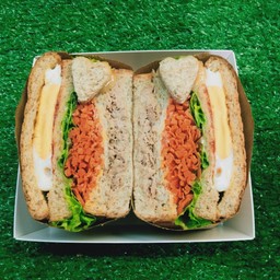 แซนวิชไข่ดาว+ทูน่า