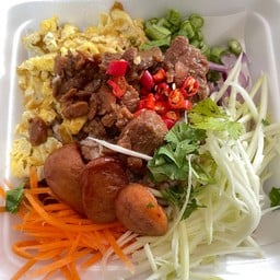 ข้าวกะเตี๋ยว บ้านทองทวีโฮมสเตย์