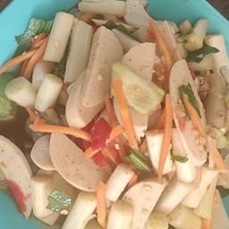 ตำไหลบัวใส่หมูยอ