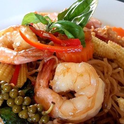 ผัดมาม่าขี้เมากุ้ง