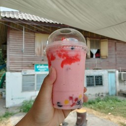 สตอเบอร์รี่ปั่นไข่มุก