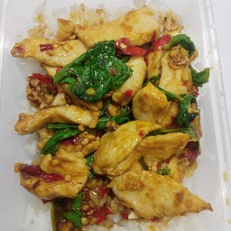 กระเพราไก่   #  เป็นกับข้าว#