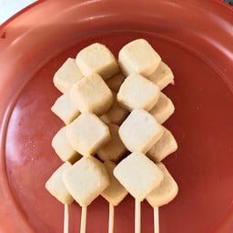 ร้านลูกชิ้น (ลูกพ่อขุนสุโขทัย)