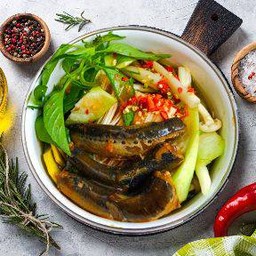 แกงเห็ด ใส่ปลากระป๋อง