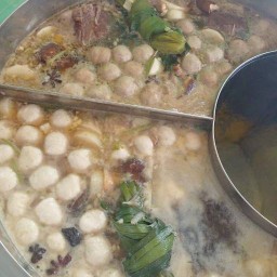 ร้านก๊วยเตี๊ยวโกเด้ง โฮเด้งซ.รัตนโชค6