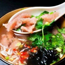 ร้านอาหารจีนโกจุ้น