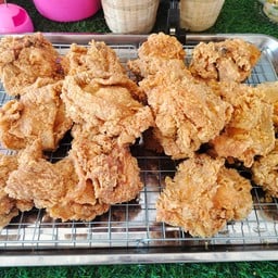 สะโพกกรอบชิ้นใหญ่
