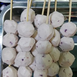 ลูกชิ้นปลาหมึก