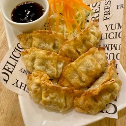 เกี๊ยวซ่าทอดกรอบ (หมู)