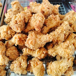 น่องไก่กรอบ