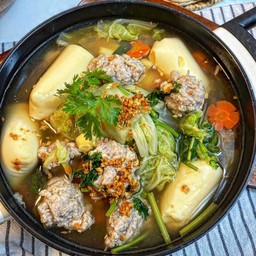แกงจืดผักกาดขาวหมูสับเต้าหู้ไข่