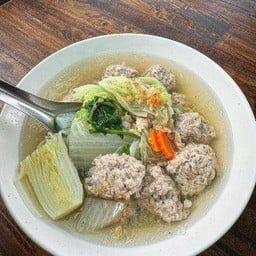 แกงจืดหมูสับผักกาดขาว