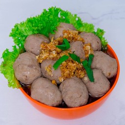 ลูกชิ้นเนื้อลอยน้ำ