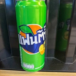 แฟนต้าน้ำเขียว