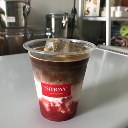 คอฟฟี่สตอเบอรี่ลาเต้