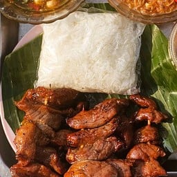 หมูเเดดเดียว 5 ไม้👍ฟรี ข้าวเหนียว1 ห่อ(อย่าลืมระบุน้ำจิ้มตามที่ลูกค้าต้องการนะครับ)🥰🙏