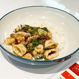 กะเพราปลาหมึก