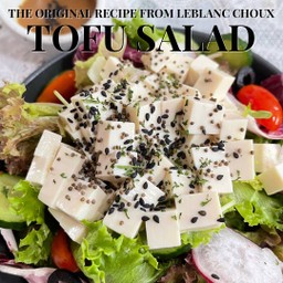 สลัดเต้าหู้