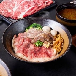 ก๋วยเตี๋ยวเรือน้ำตกเนื้อแห้ง