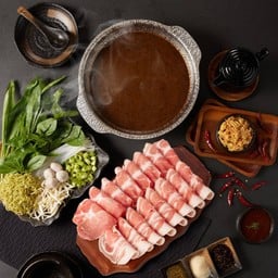 ชุดครอบครัวหมู