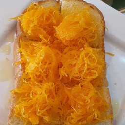 ปังเนยฝอยทอง