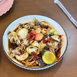 แซ่บไฟลุก