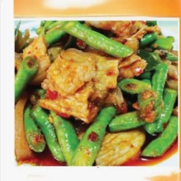 Family บ่อตกกุ้ง & สวนอาหาร