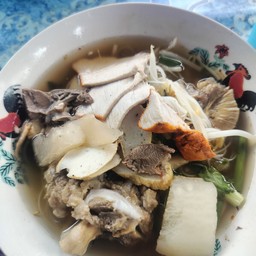 ก๋วยเตี๋ยวแม่เล็ก