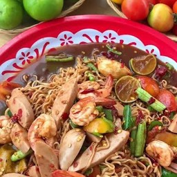 ตำมาม่า ปลาร้าหมูยอ กุ้ง สด