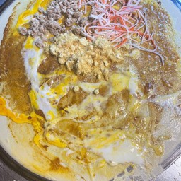 พริกเผา,ไข่,หมูสับ,ปูอัด,หมูหยอง