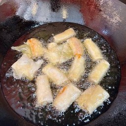 ป่อเปี้ยกุ้ง