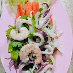 ร้านมีใจ Byแซ่บนัวส้มตำนครพนม