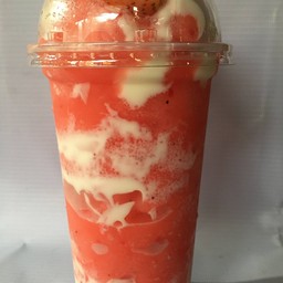 สตอเบอรรี่สดโยเกิตร์ปั่น