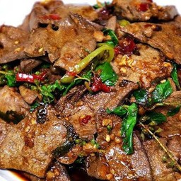 กะเพราตับหมู กับข้าว
