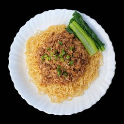 Promotion30%บะหมี่ลาบหมู (สไตล์ HK) Chilli pulled pork noodles