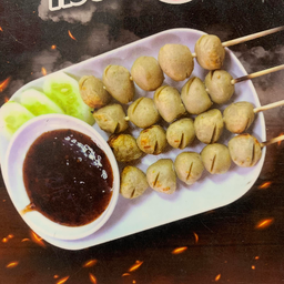 ลูกชิ้นหมูปิ้ง (1 ไม้)