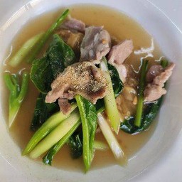 ราดหน้าหมู