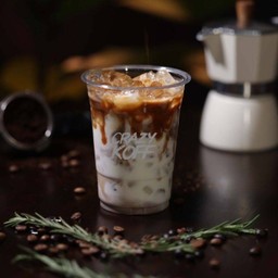 CARAMEL MACCHIATO คาราเมลมัคคิอาโต้