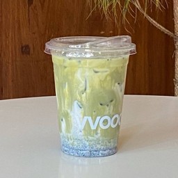Sesame Matcha Latte