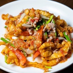 ยำเห็ดทอด