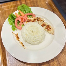 ข้าวดับเบิ้ลสันในไก่นุ่มย่างถ่าน + น้ำจิ้มแจ่ว