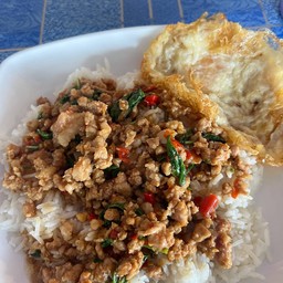 กะเพราหมูสับ