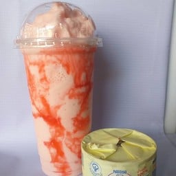 นมหมีปั่นสตอเบอรรี่