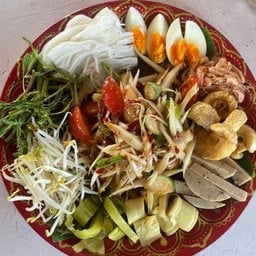 ตำถาด(ปูปลาร้า)