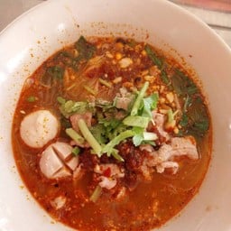 ก๋วยเตี๋ยวหมูต้มยำ