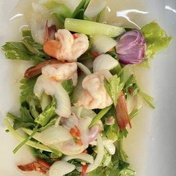 ยำคะน้ากุ้งสด