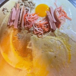 ไข่,หมูสับ,ไส้กรอก,ปูอัด